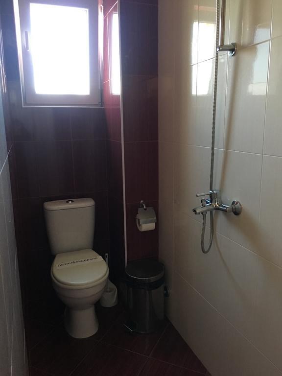 Triglav Edelweiss Guest House Pavel Banya Ngoại thất bức ảnh